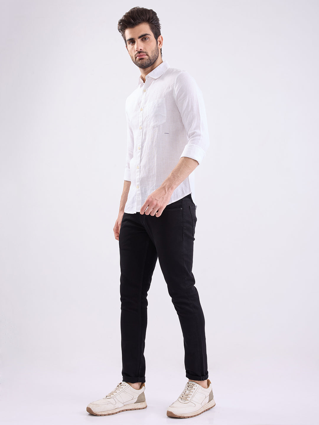 Spykar White Solid Slim Fit Shirts For Men