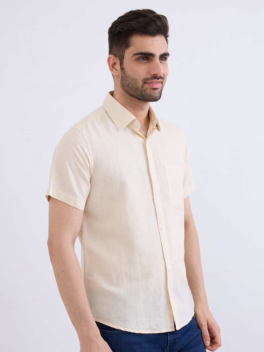 Spykar Cream White Slim Fit Casual Shirts For Men