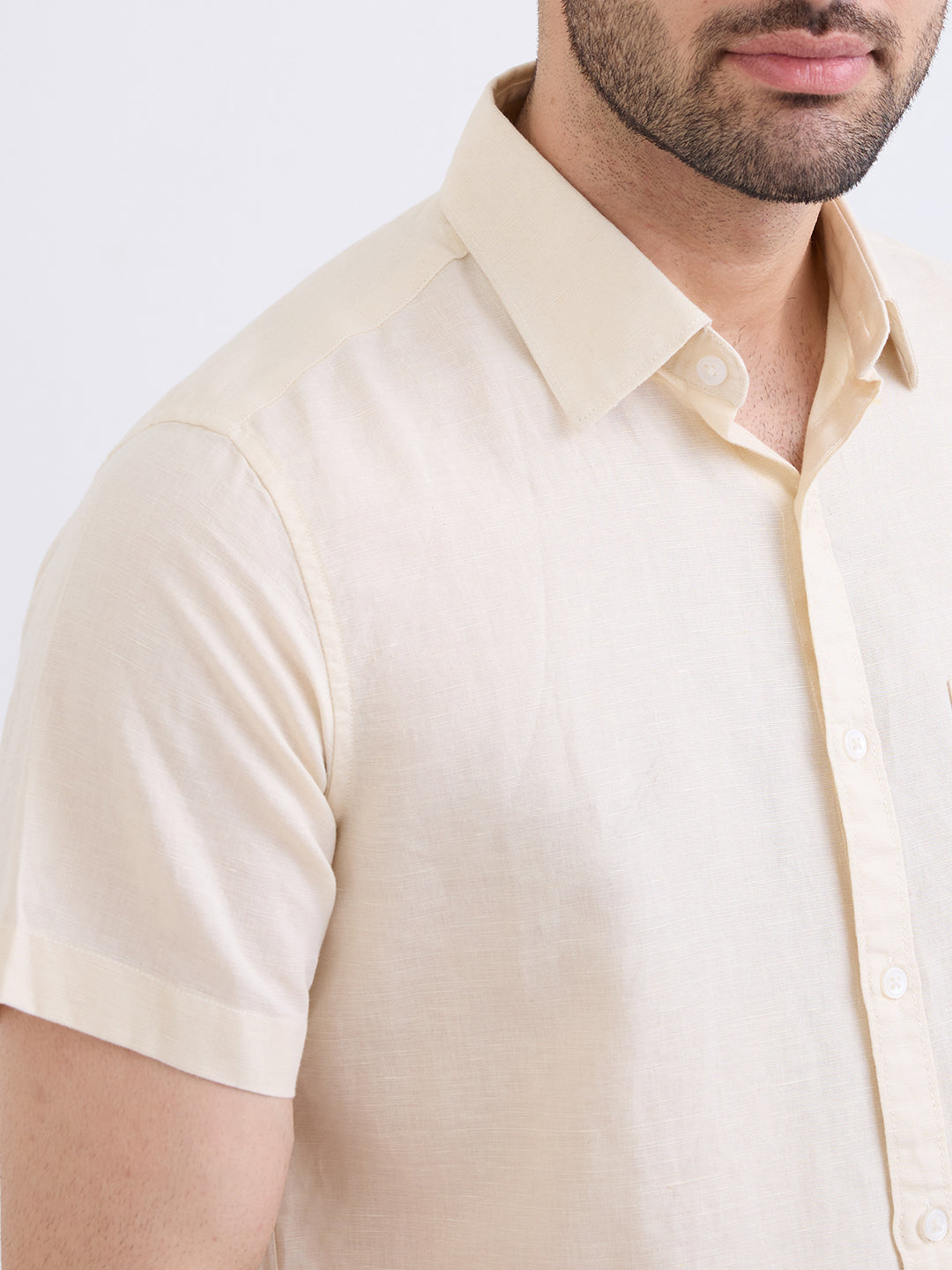 Spykar Cream White Slim Fit Casual Shirts For Men