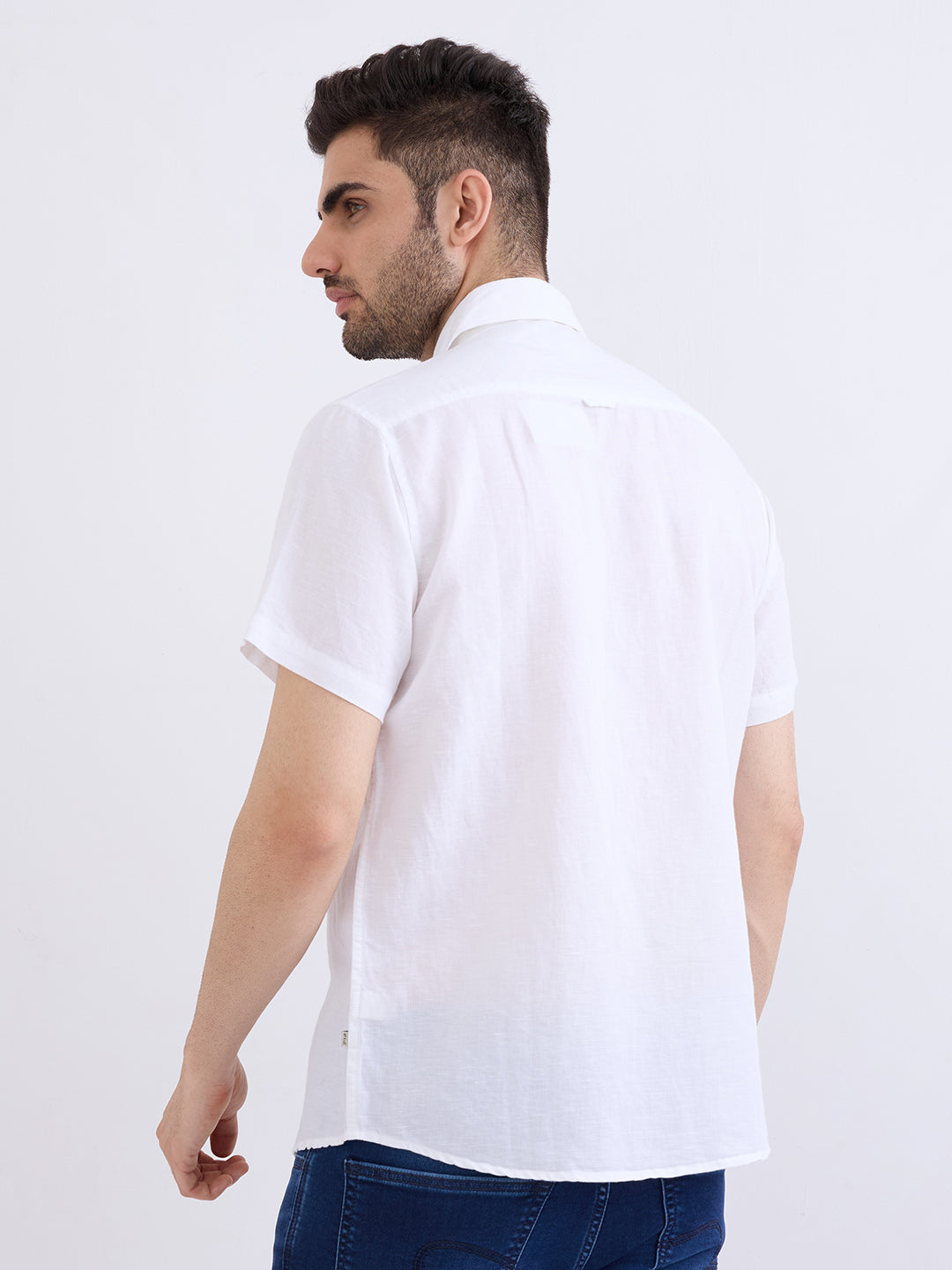 Spykar White Solid Slim Fit Shirts For Men