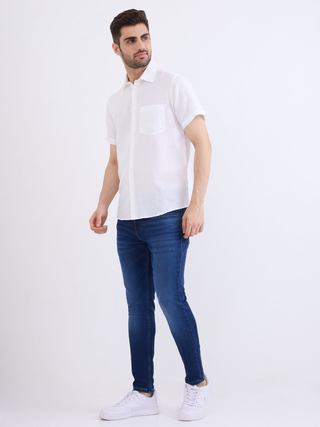 Spykar White Solid Slim Fit Shirts For Men