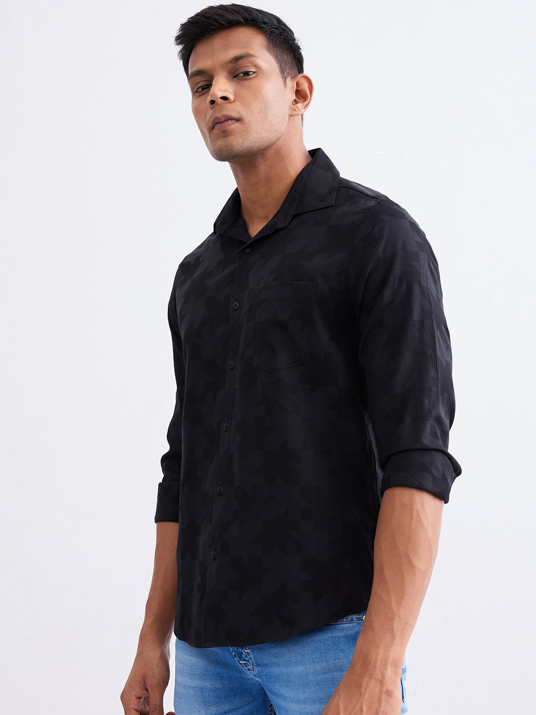 Spykar Jet Black Slim Fit Casual Shirts For Men