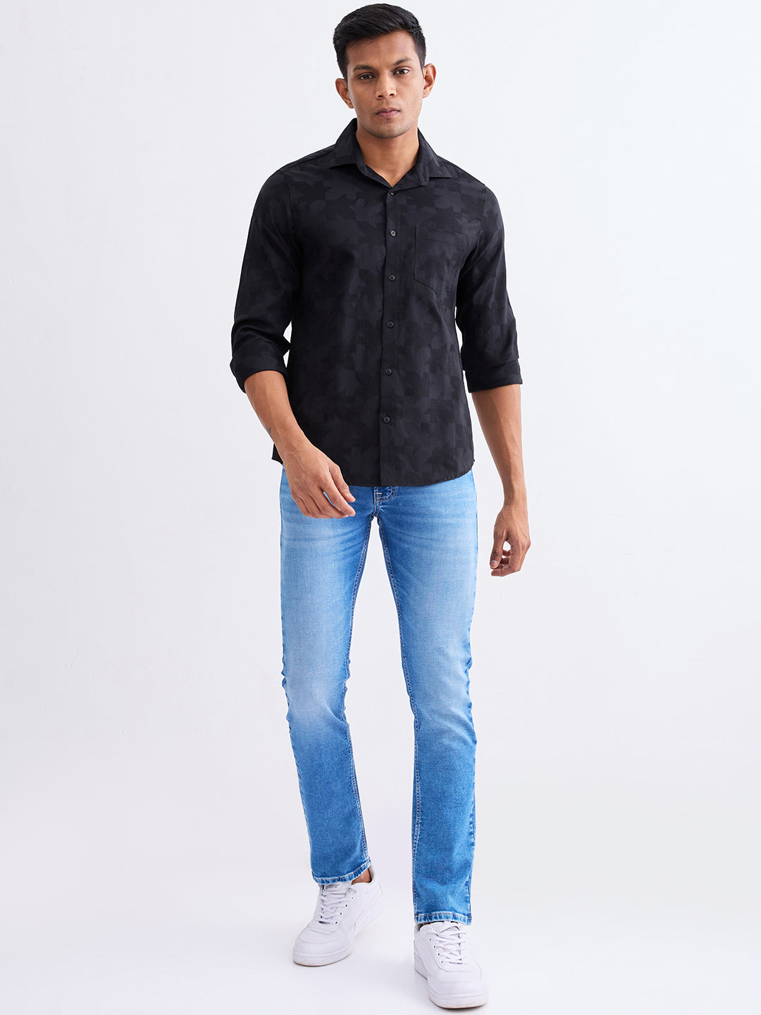 Spykar Jet Black Slim Fit Casual Shirts For Men
