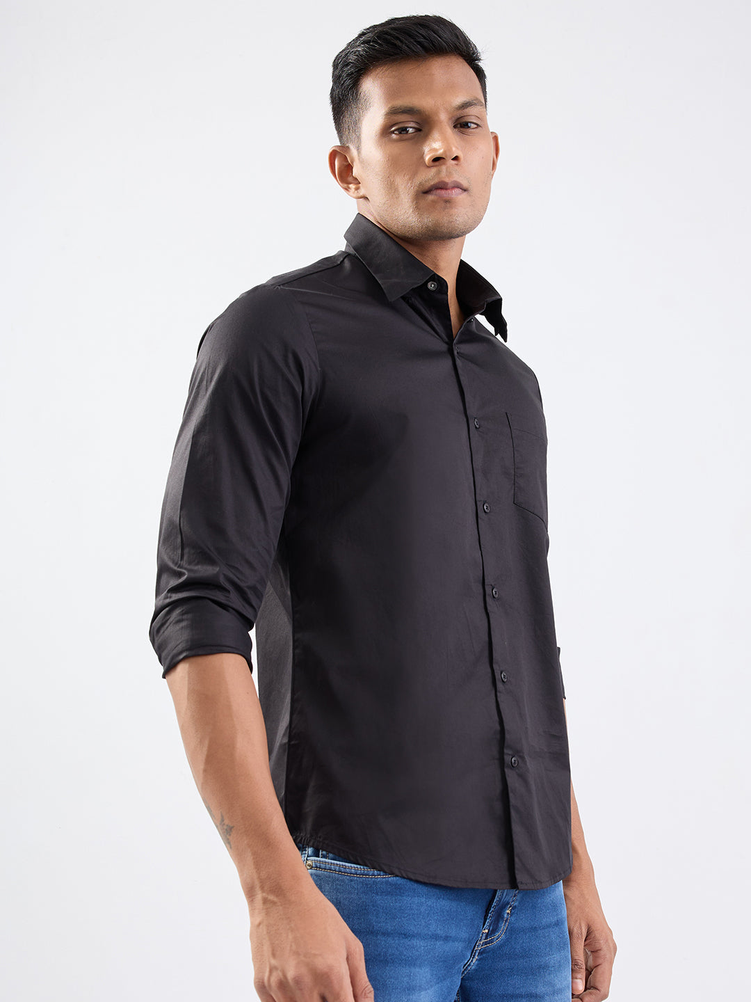 Spykar Black Slim Fit Casual Shirts For Men