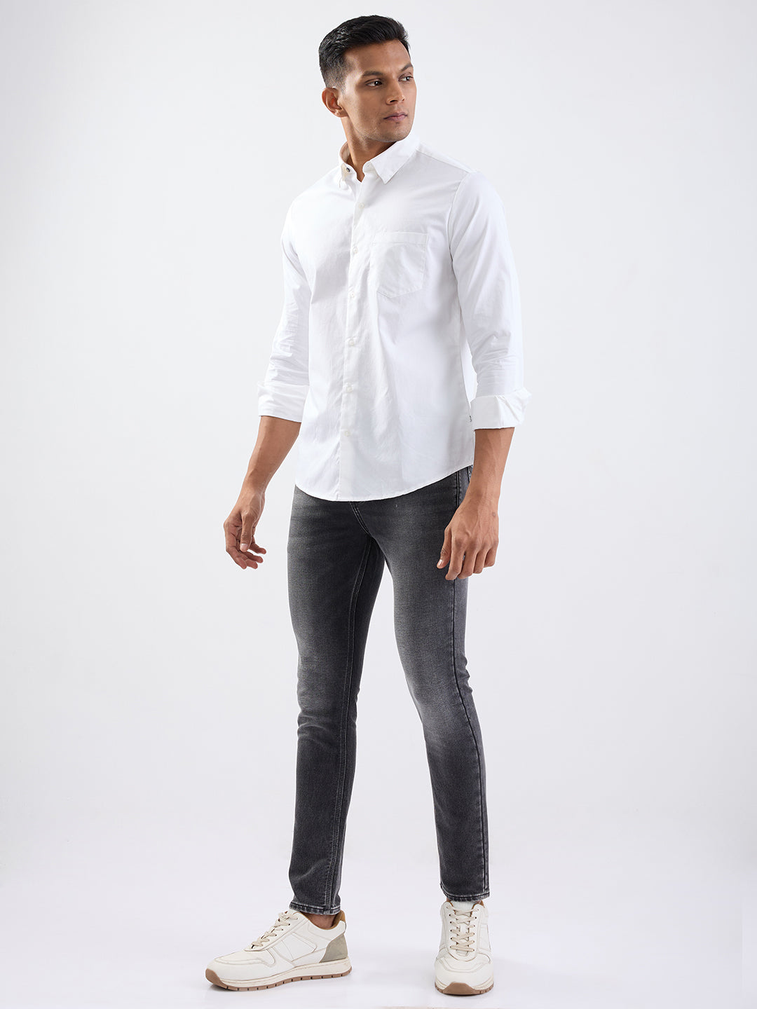 Spykar White Slim Fit Casual Shirts For Men