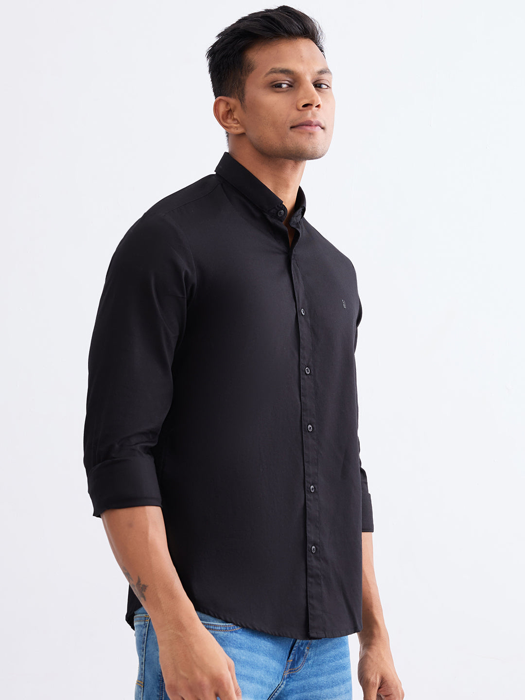 Spykar Black Slim Fit Casual Shirts For Men