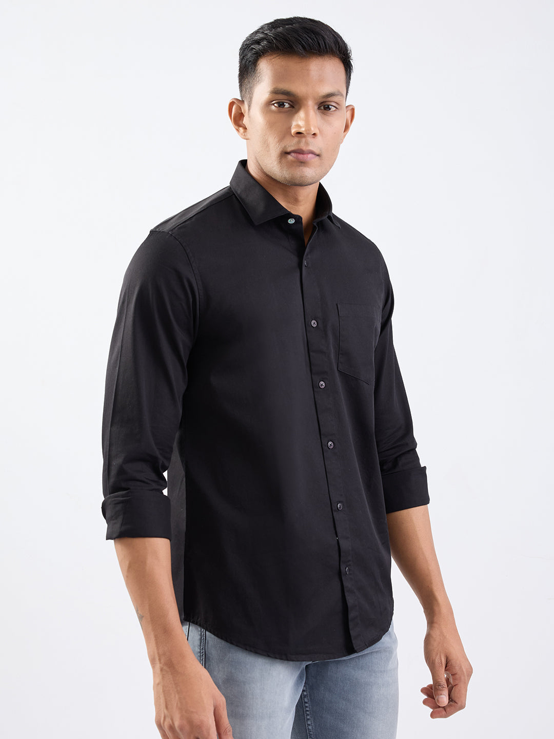 Spykar Black Slim Fit Casual Shirts For Men