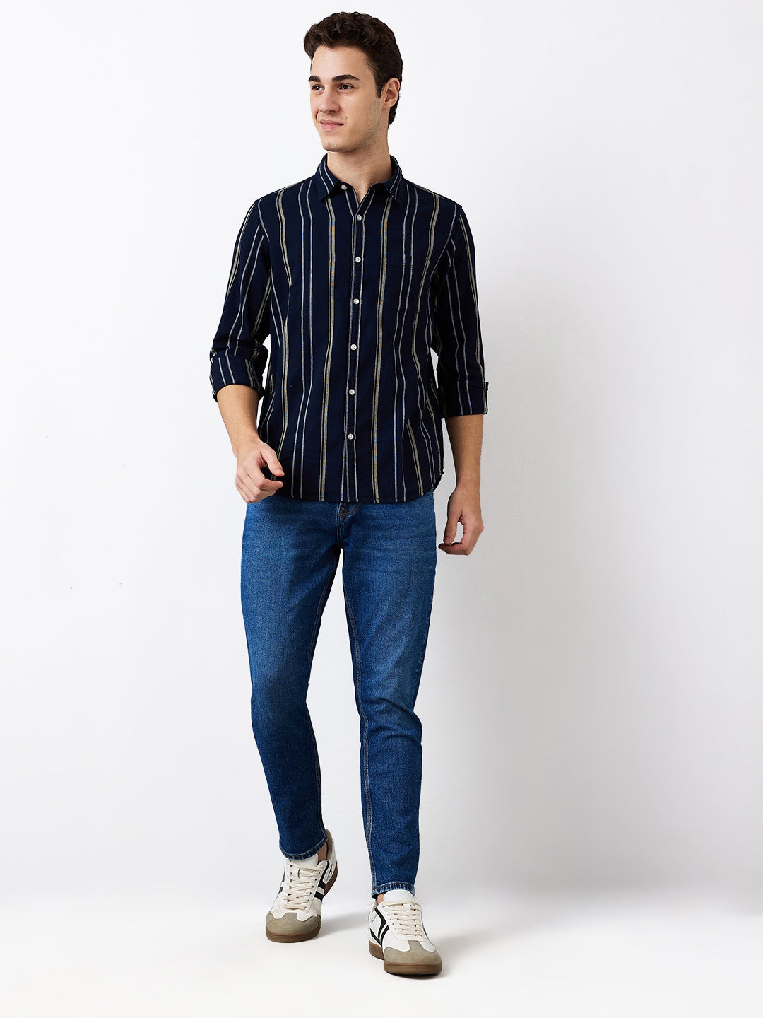 Spykar Navy Blue Slim Fit Casual Shirts For Men