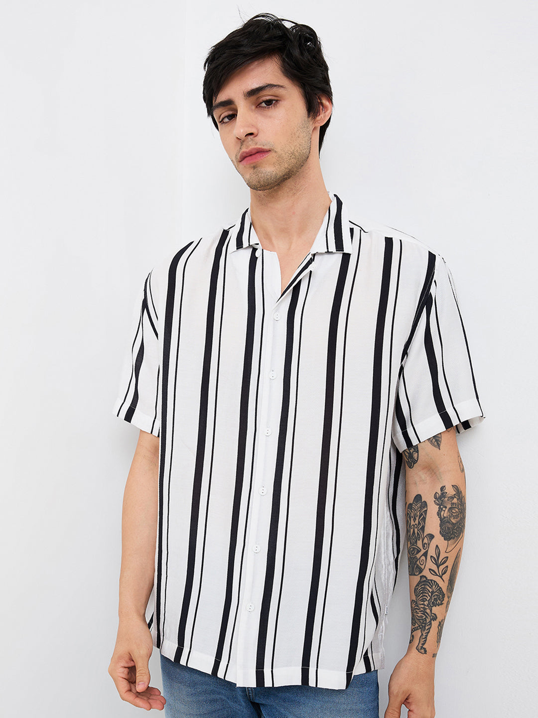 Spykar White Relaxed Fit Striped Half Sleeve Shirt For Men