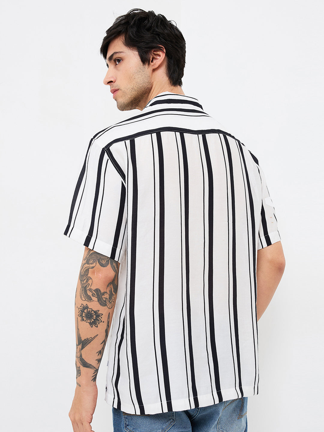 Spykar White Relaxed Fit Striped Half Sleeve Shirt For Men