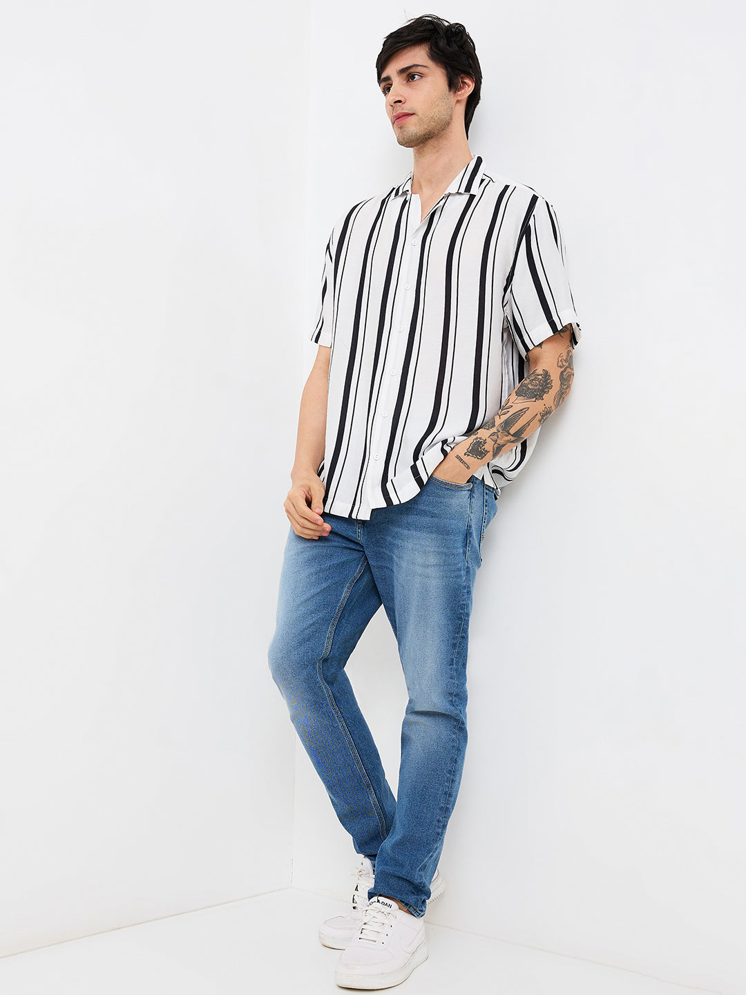 Spykar White Relaxed Fit Striped Half Sleeve Shirt For Men