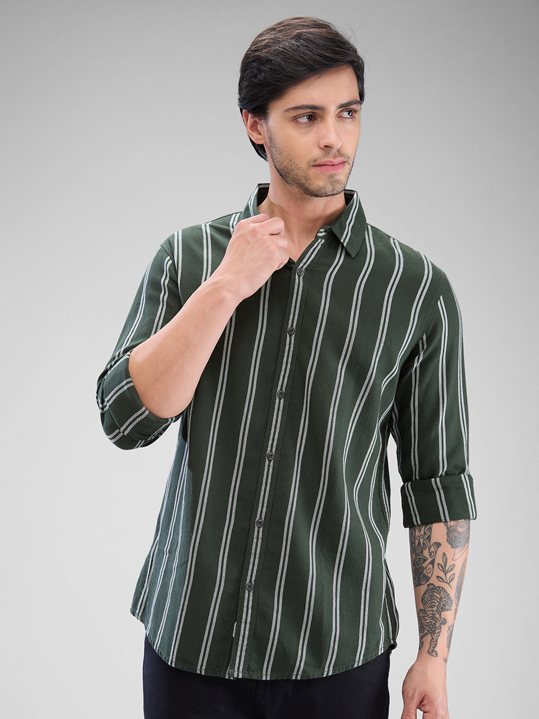 Spykar Rifle Green Cotton Full Sleeve Raised Collar Shirt For Men