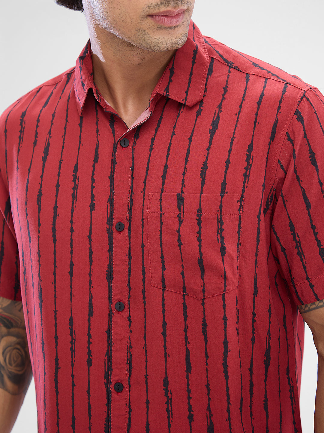 Spykar Dark Red Cotton Viscose Half Sleeve Raised Collar Shirt For Men