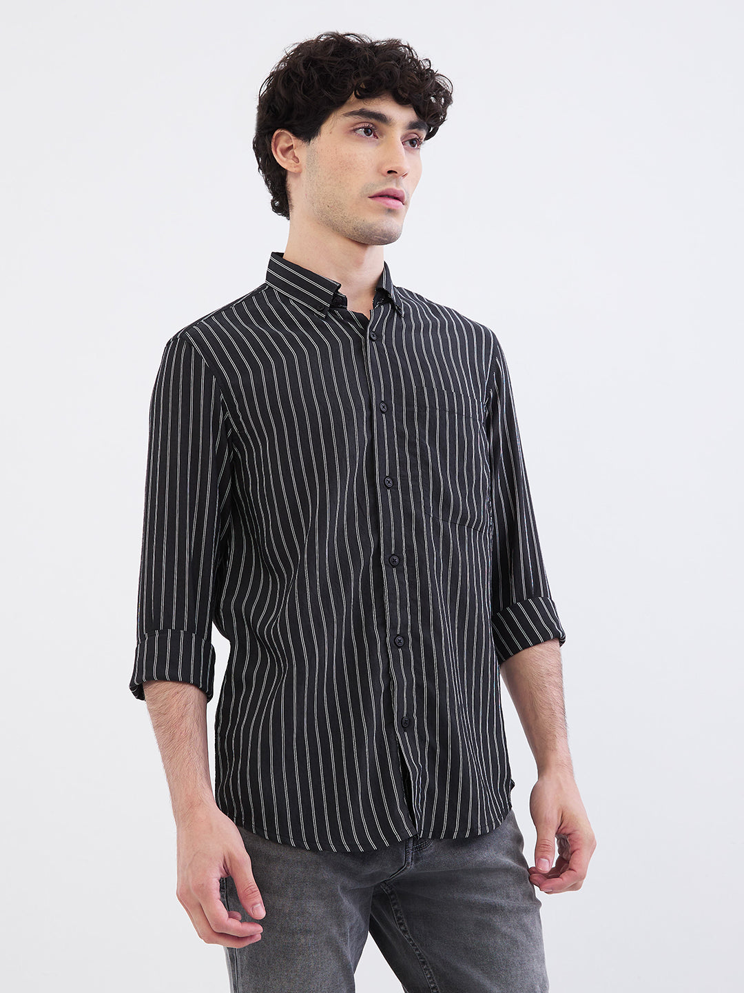 Spykar Jet Black Slim Fit Casual Shirts For Men