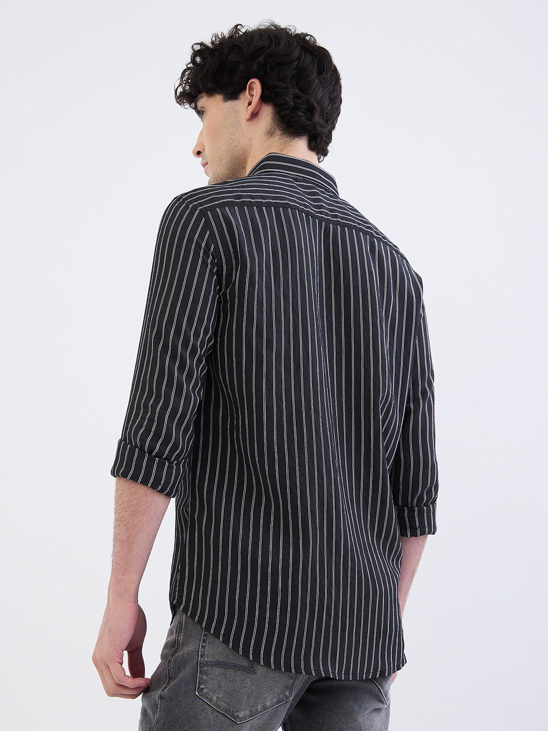 Spykar Jet Black Slim Fit Casual Shirts For Men