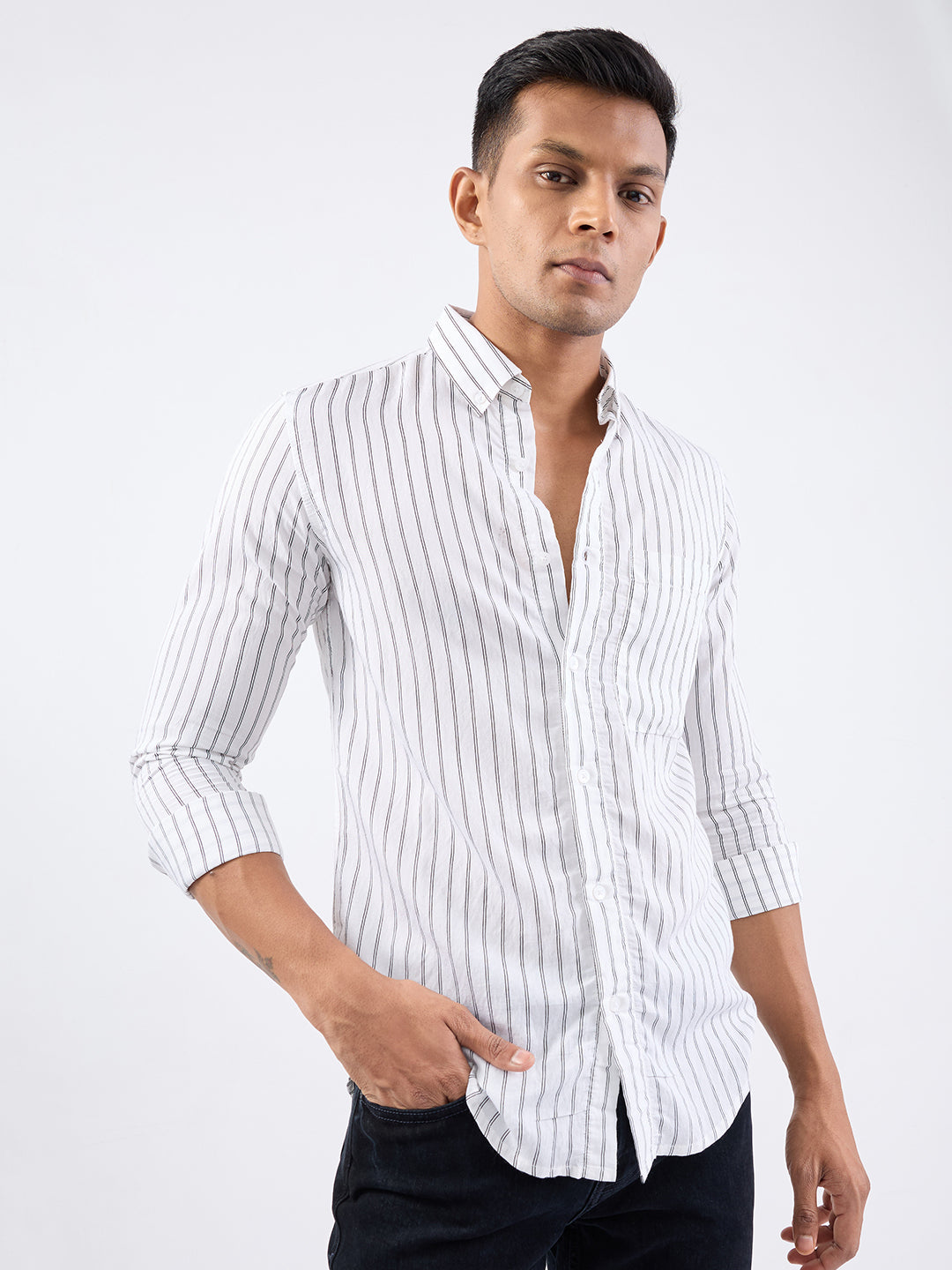 Spykar White Slim Fit Casual Shirts For Men