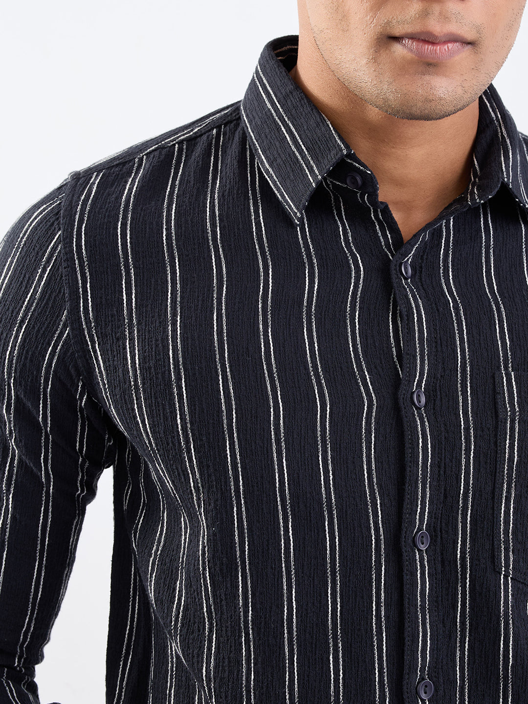 Spykar Jet Black Slim Fit Casual Shirts For Men