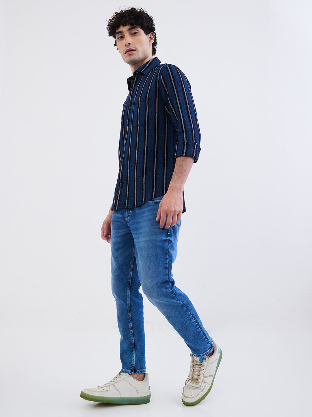 Spykar Indigo Blue Slim Fit Casual Shirts For Men