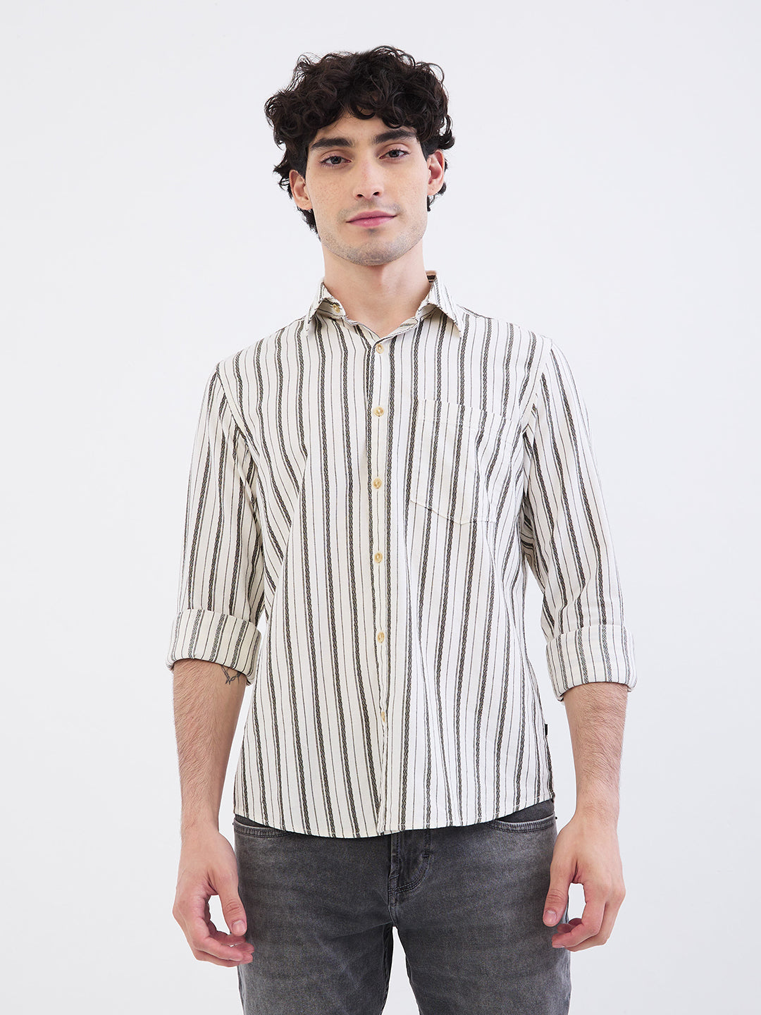 Spykar Avocado Green Slim Fit Casual Shirts For Men