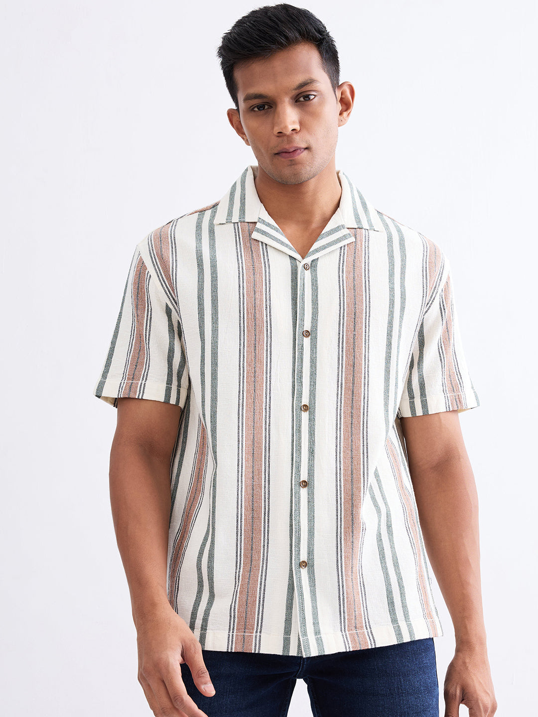Spykar Off White Relaxed Fit Casual Shirts For Men