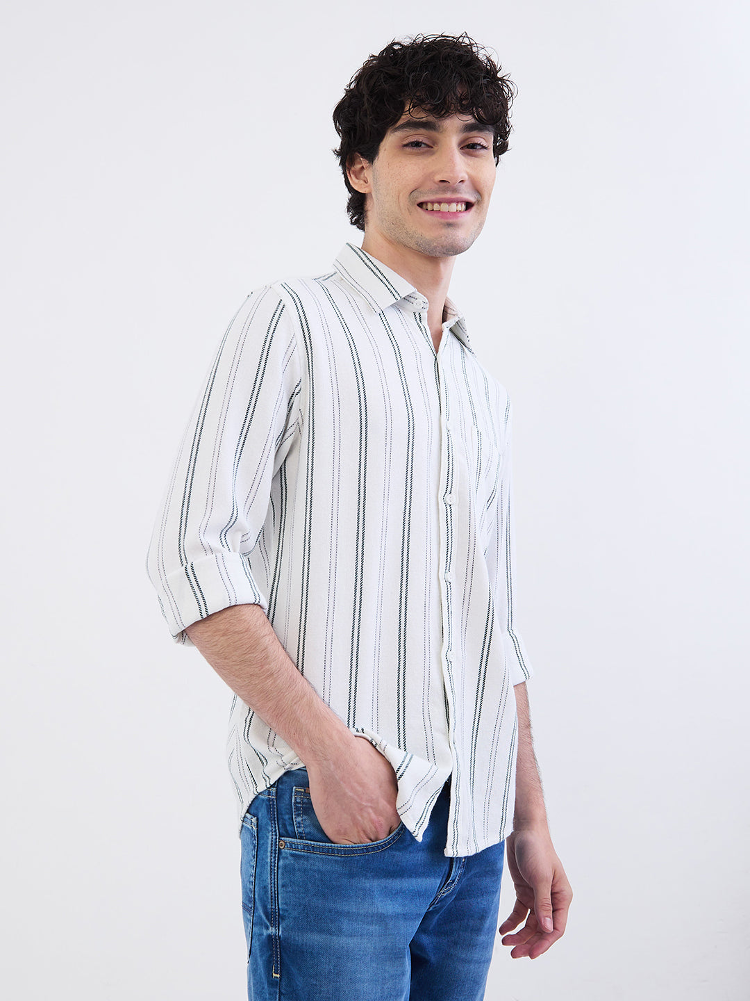 Spykar White Slim Fit Casual Shirts For Men