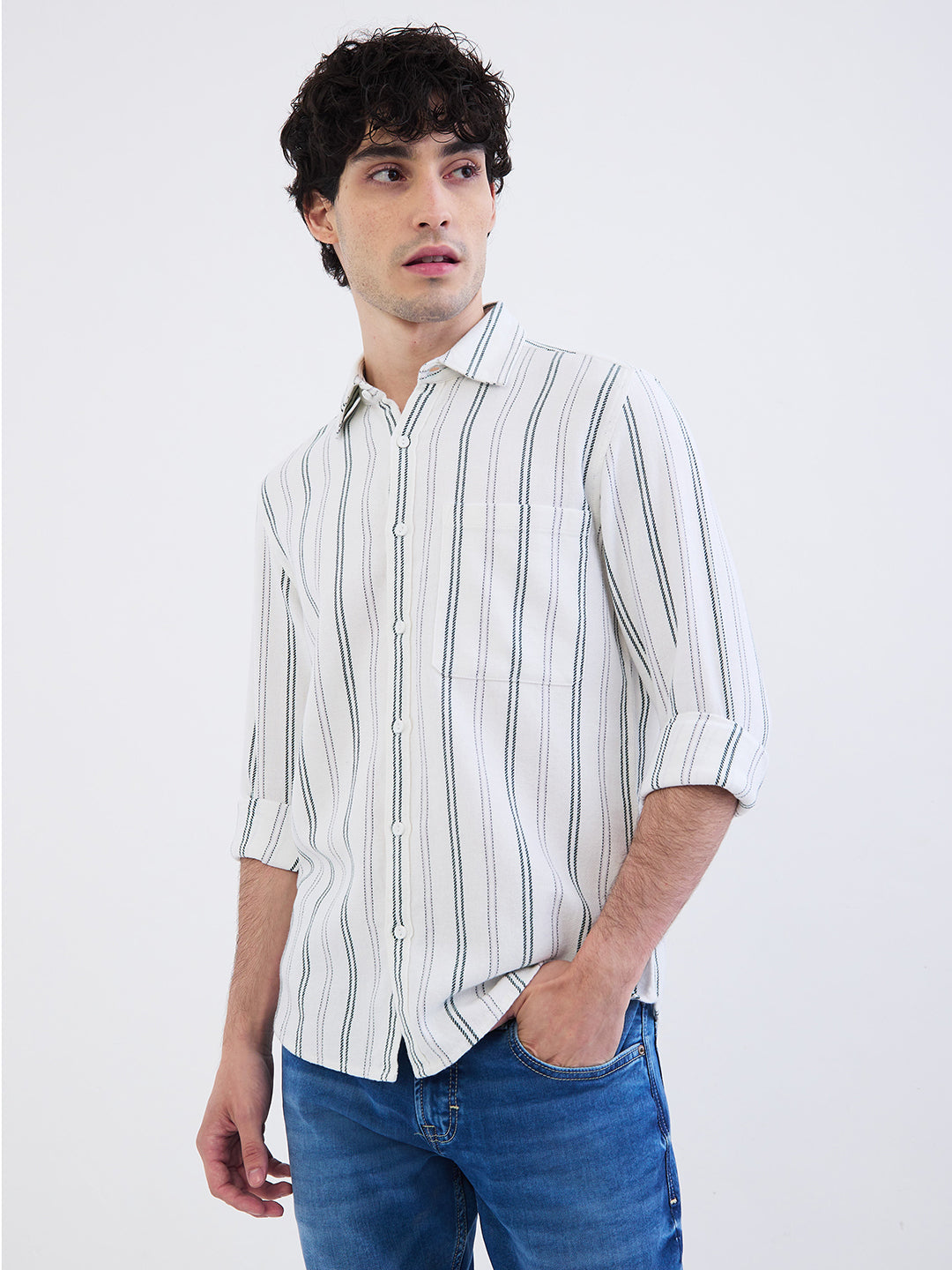 Spykar White Slim Fit Casual Shirts For Men