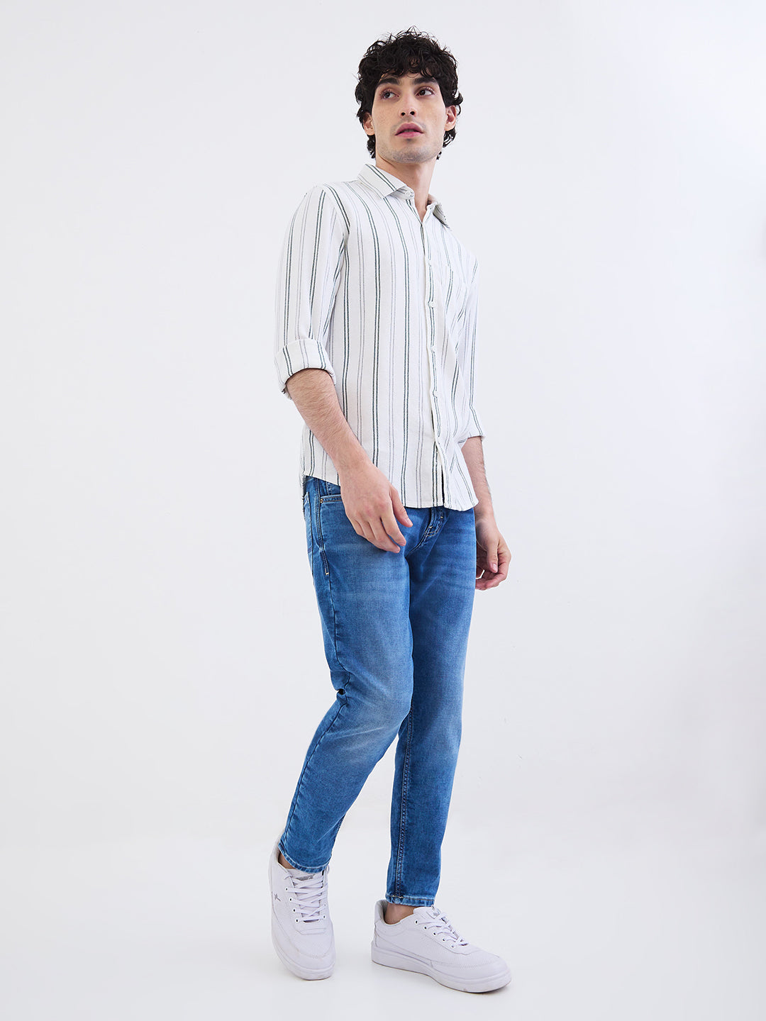 Spykar White Slim Fit Casual Shirts For Men