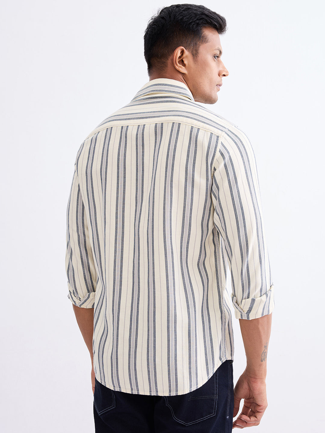 Spykar Iris Lilac Slim Fit Casual Shirts For Men