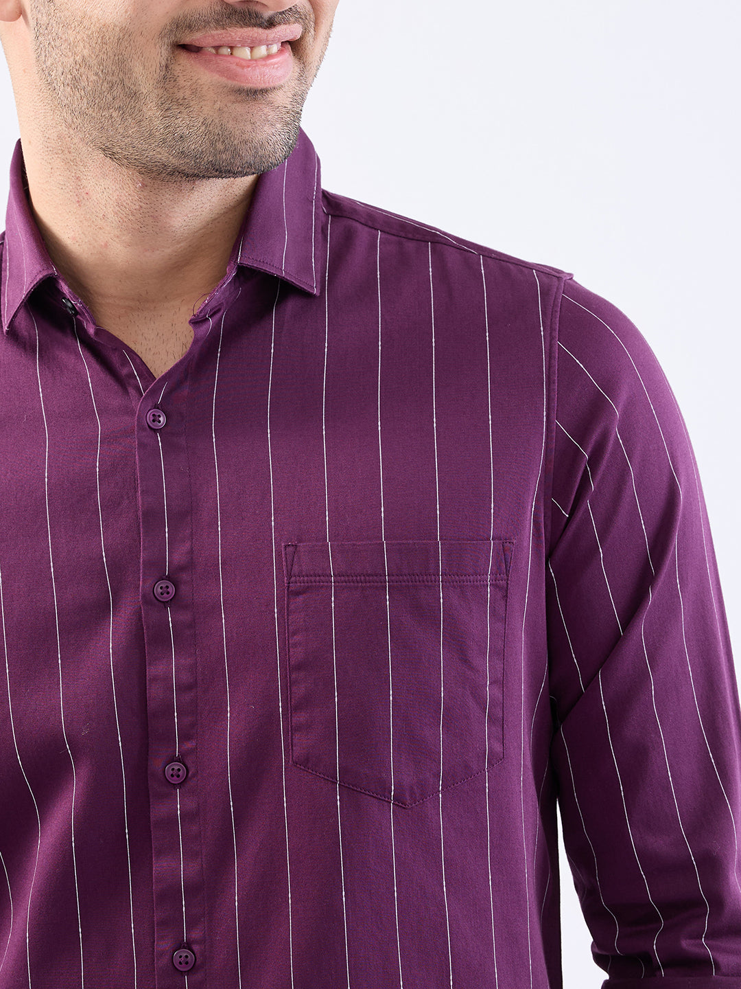 Spykar Plum Red Slim Fit Casual Shirts For Men