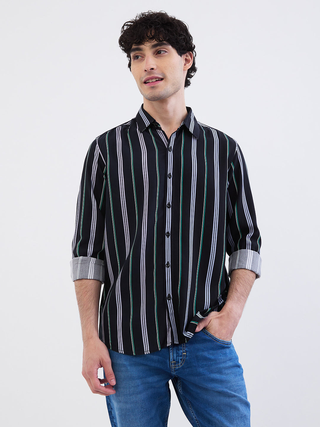 Spykar Jet Black Slim Fit Casual Shirts For Men