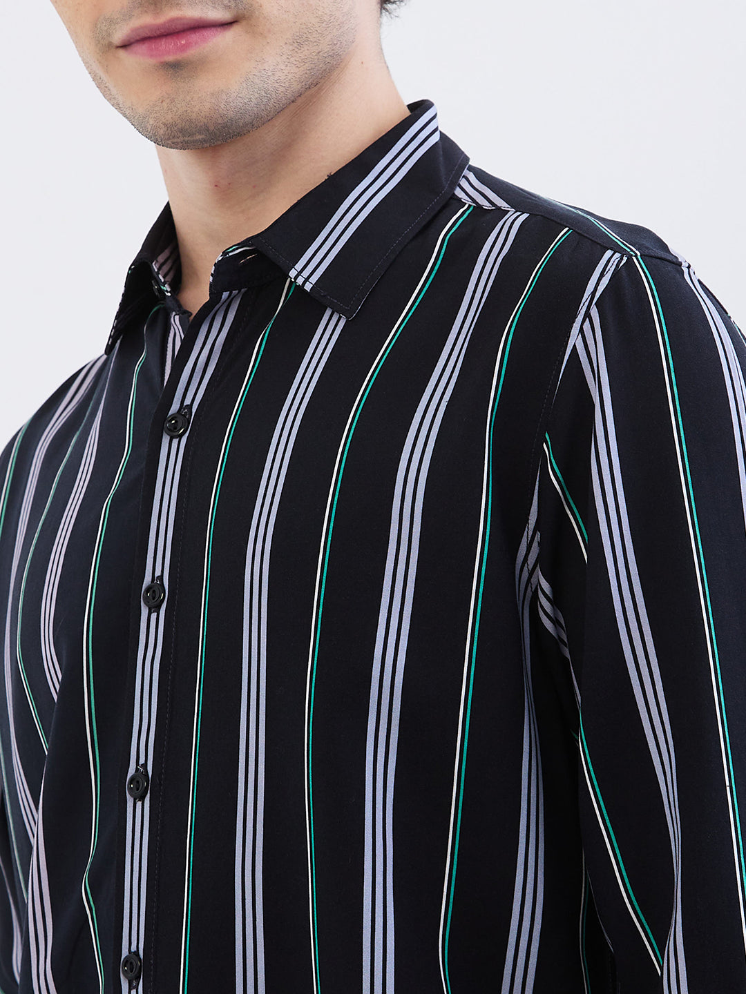 Spykar Jet Black Slim Fit Casual Shirts For Men