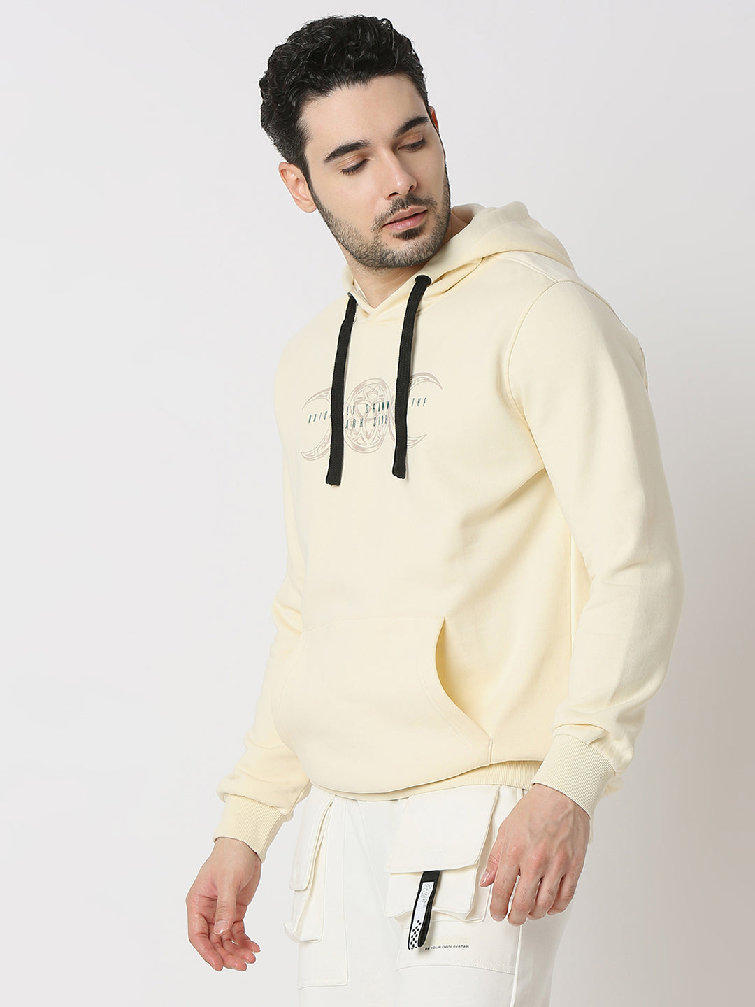 Spykar Off White Cotton Poly Regular Fit Sweatshirt For Men