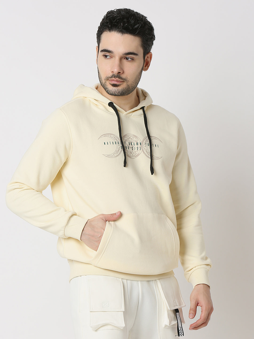 Spykar Off White Cotton Poly Regular Fit Sweatshirt For Men