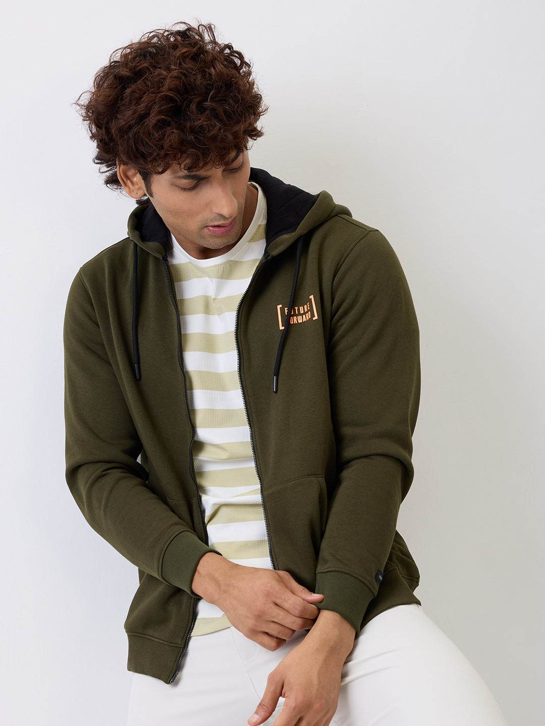 Spykar Solid Rifle Green Regular Fit Sweatshirts For Men