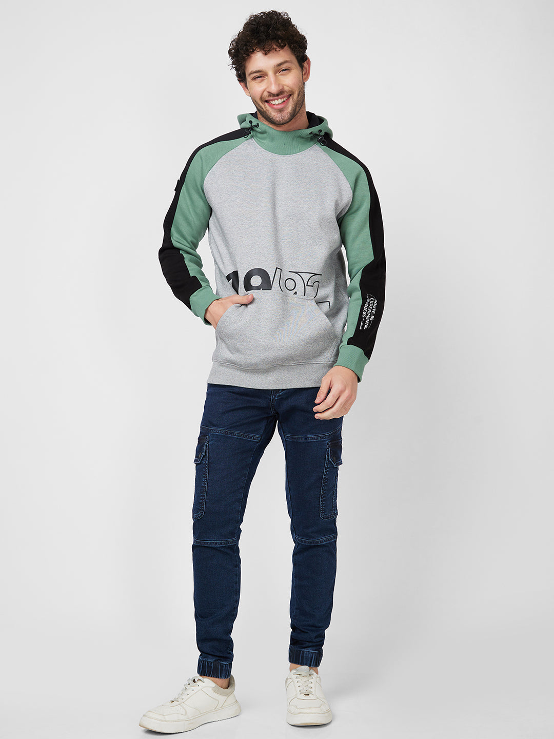 Spykar Hooded Full Sleeve Grey Sweatshirt For Men