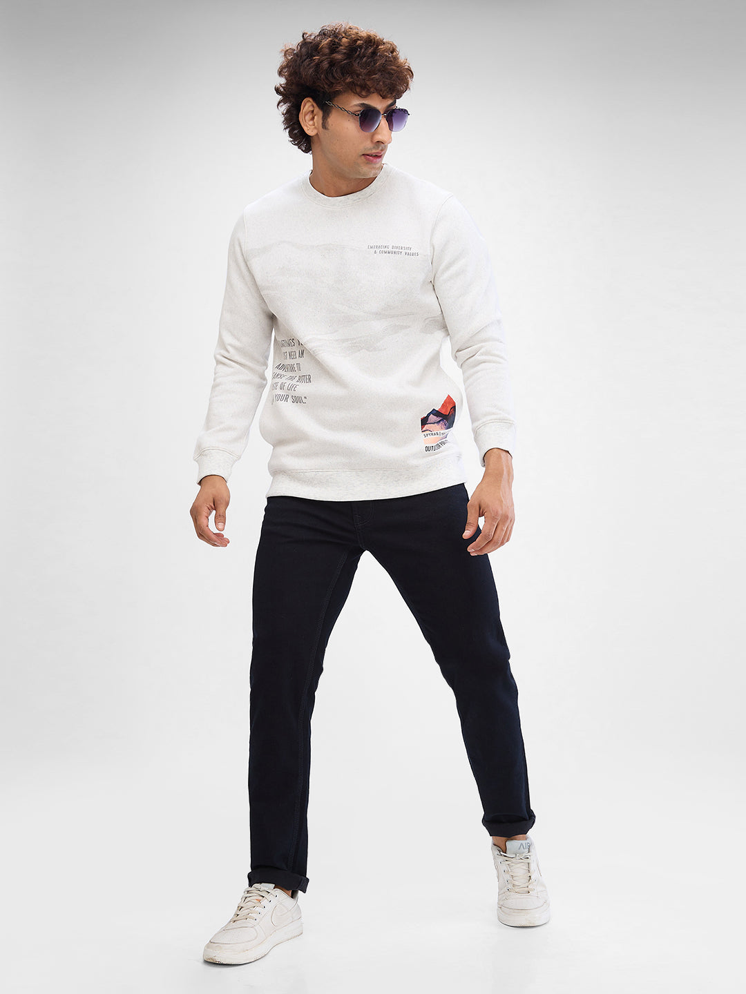 Spykar White Cotton Poly Full Sleeve Sweatshirt For Men