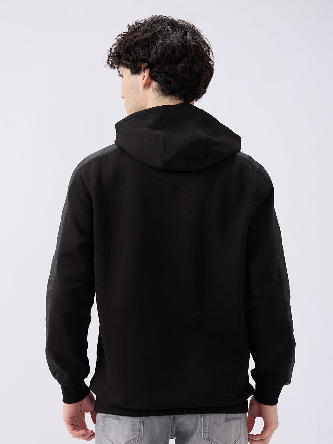 Spykar Solid Black Regular Fit Sweatshirts For Men