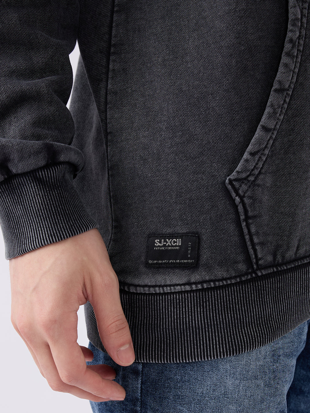 Spykar Solid Black Regular Fit Sweatshirts For Men