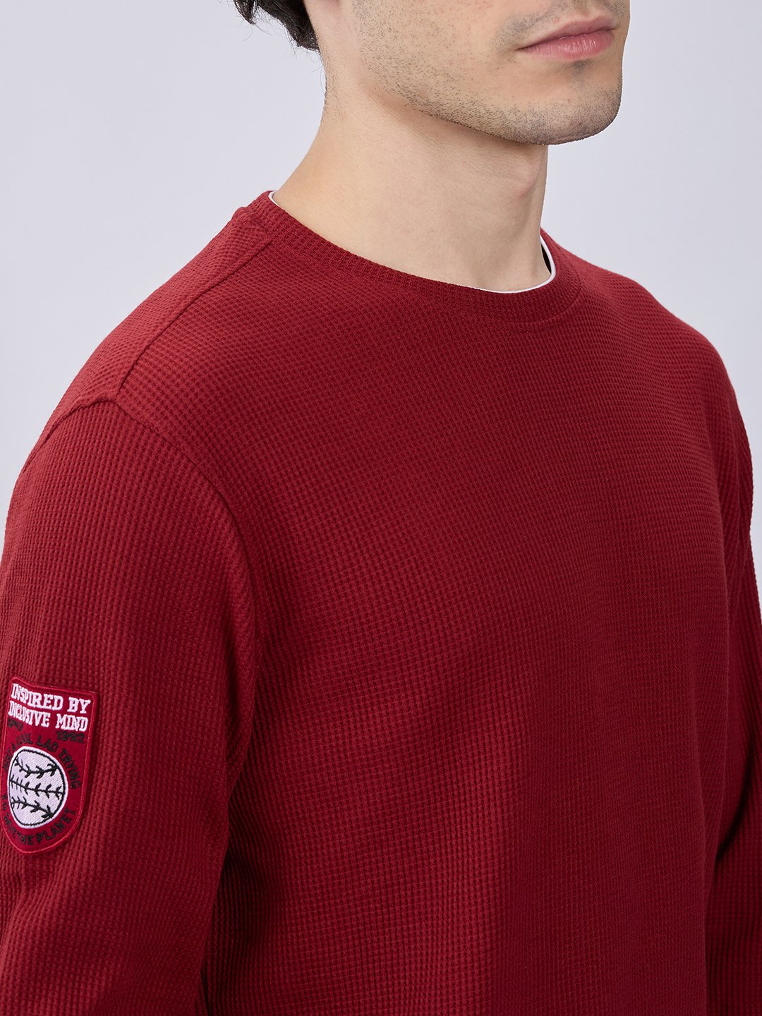 Spykar Solid Deep Red Slim Fit Sweatshirts For Men