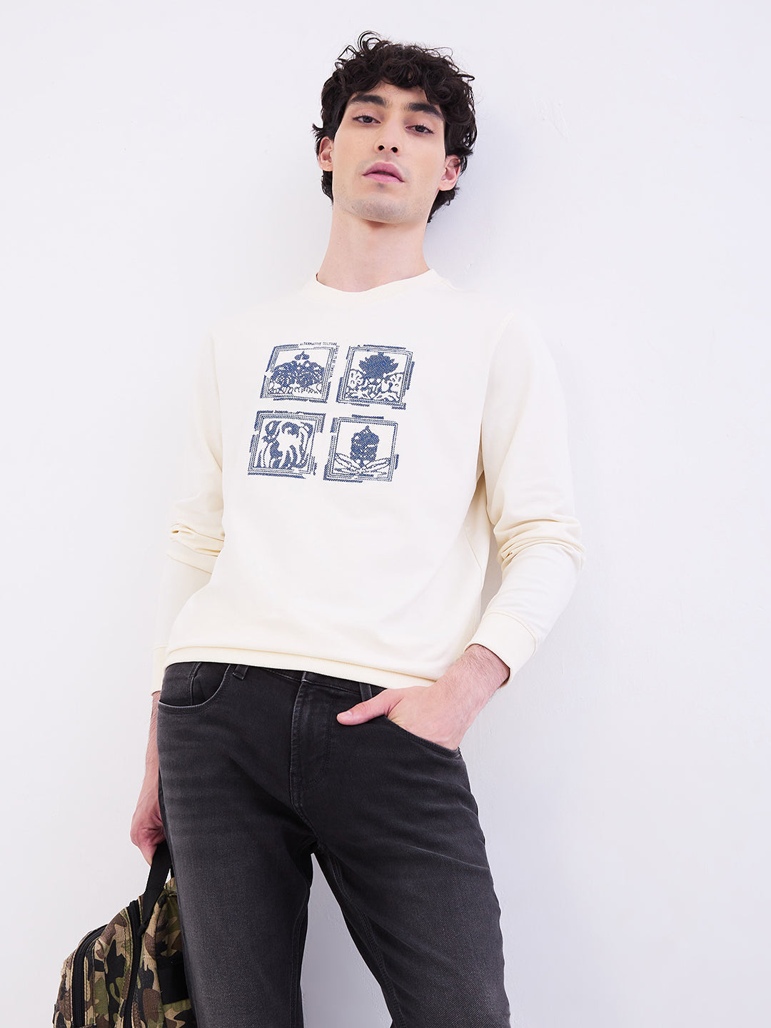 Spykar Off White Slim Fit Casual Sweatshirts For Men