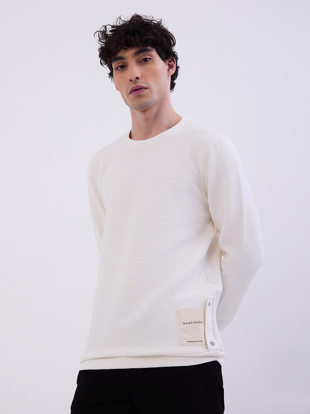 Spykar Off White Slim Fit Casual Sweatshirts For Men