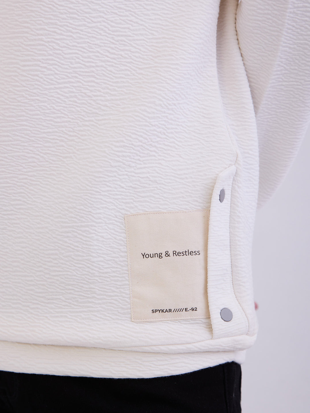 Spykar Off White Slim Fit Casual Sweatshirts For Men