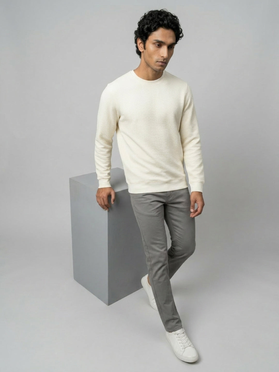 Men Sweatshirt Off-White Regular Fit