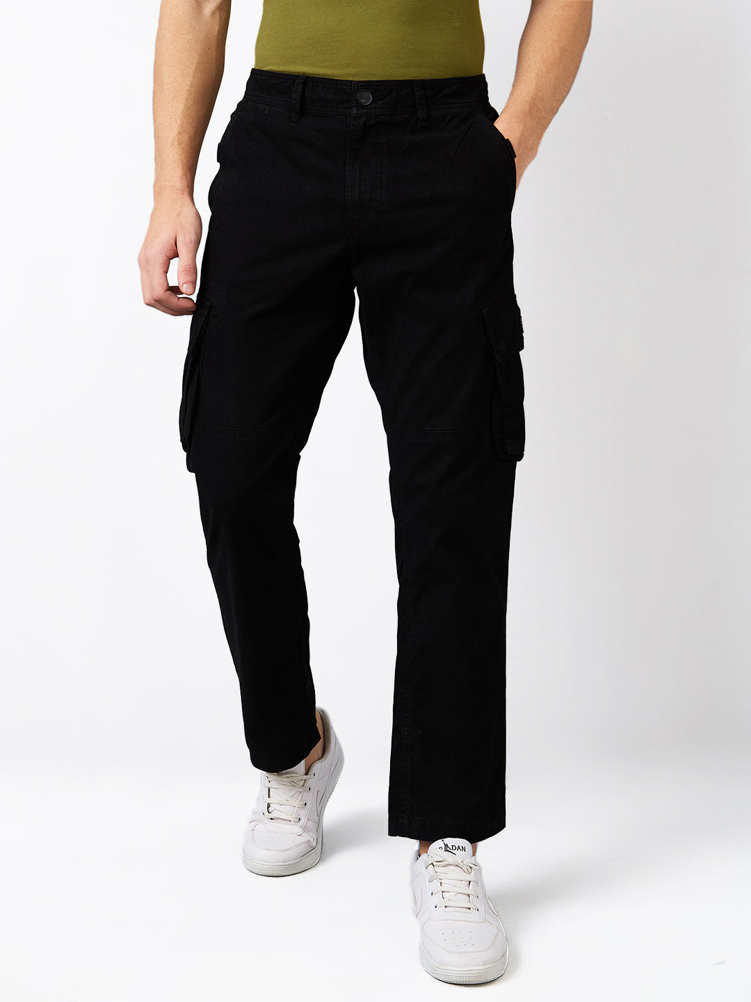 Spykar Black Straight Fit Mid Rise Cargo For Men