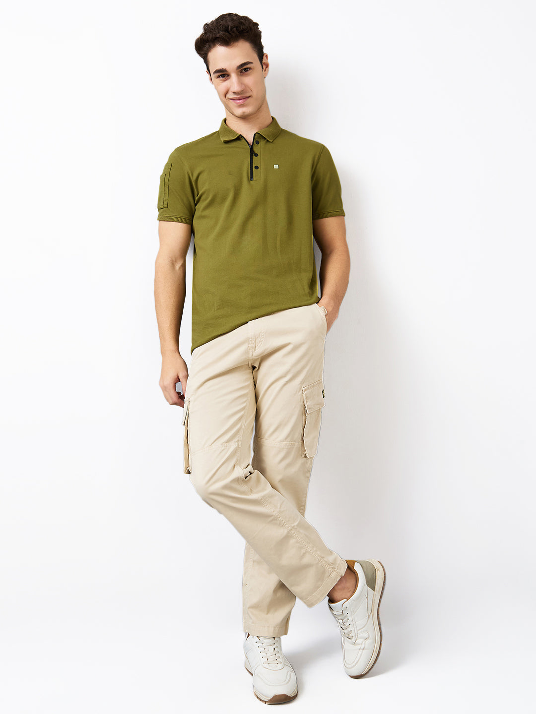 Spykar Beige Straight Fit Mid Rise Cargo For Men