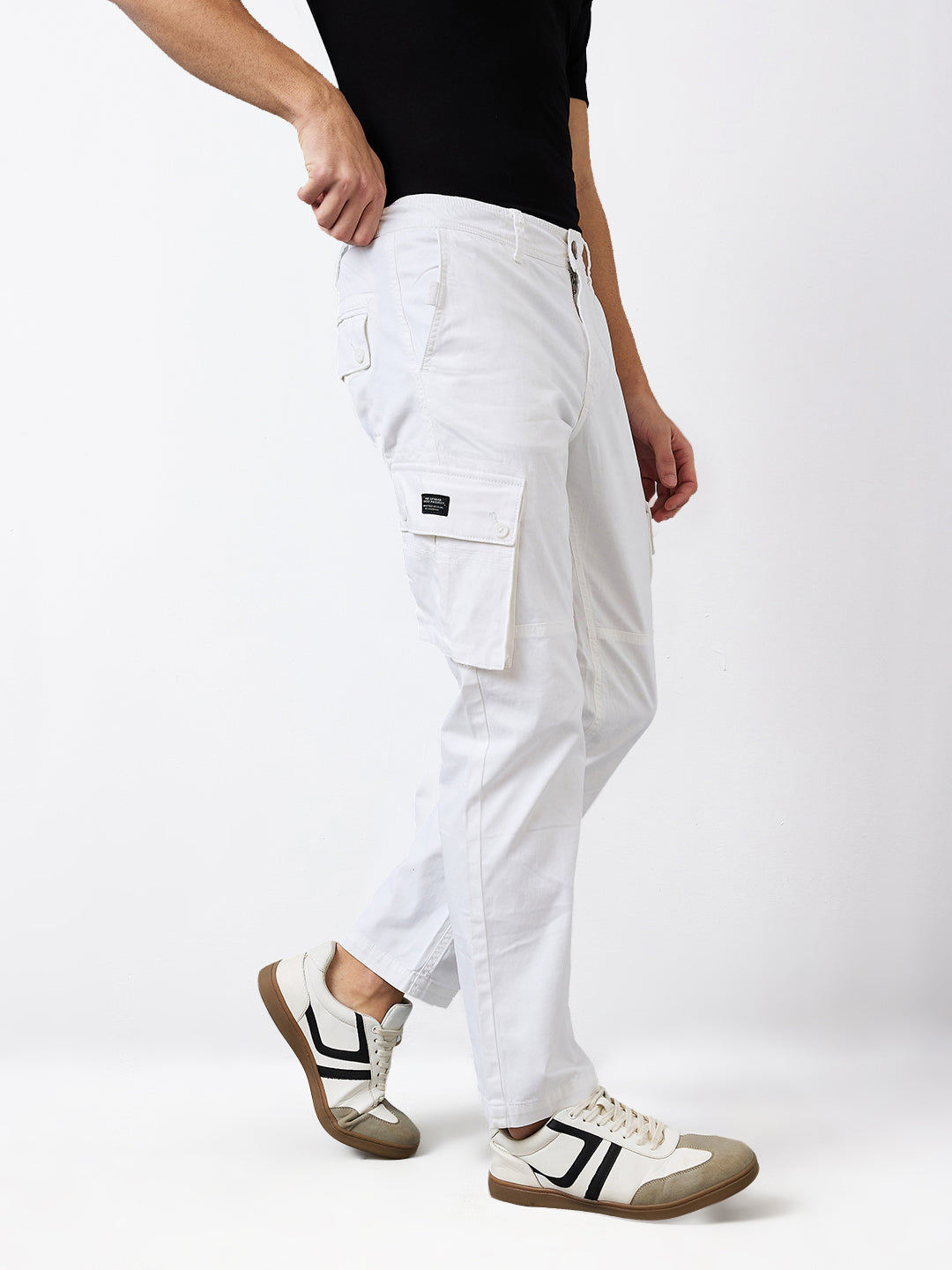 Spykar White Straight Fit Mid Rise Cargo For Men