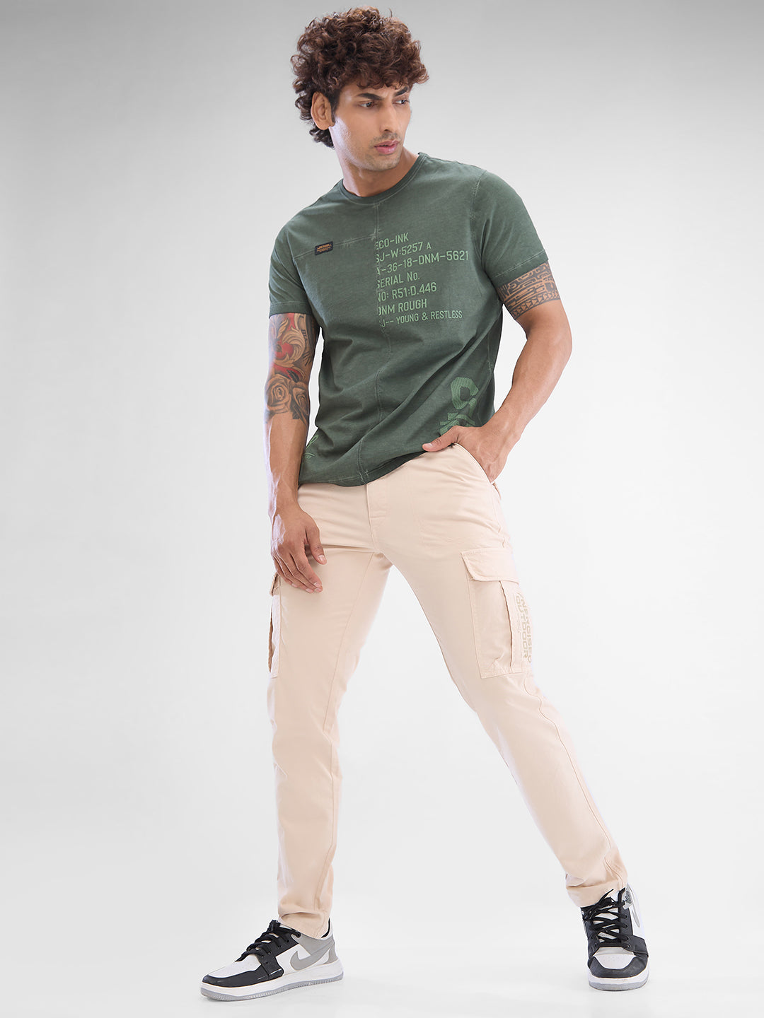 Spykar Regular Fit Mid Rise Cargo Trousers