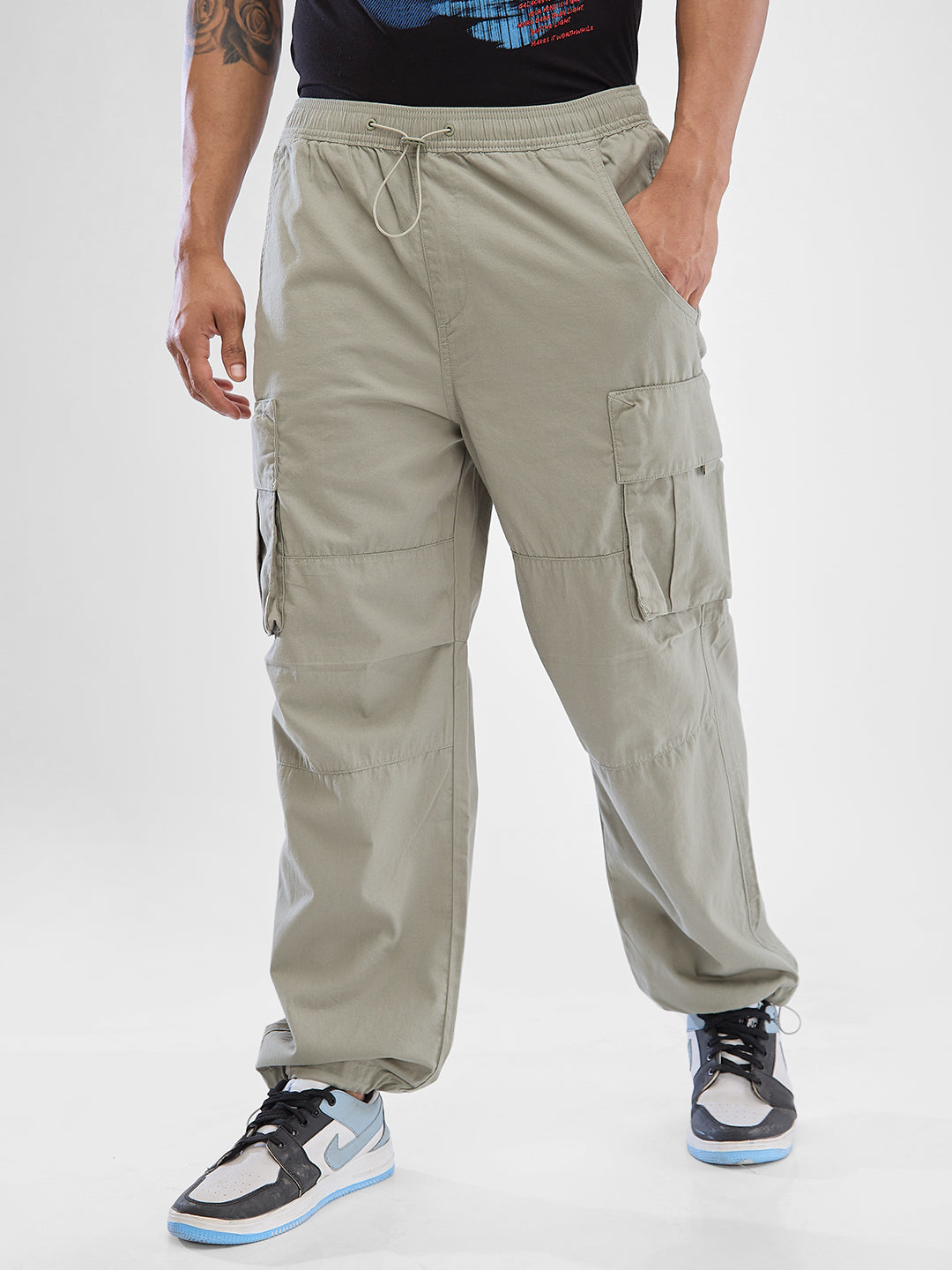 Spykar Men Mid Rise Loose Fit Cargo Trouser