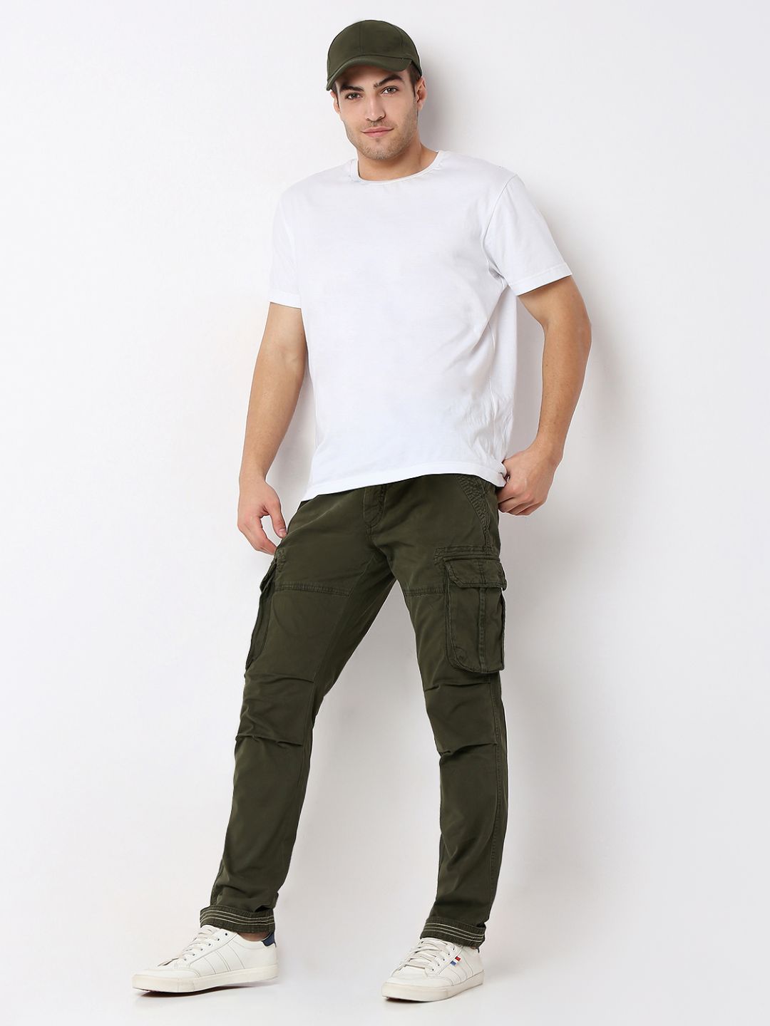 Spykar Rifle Green Mid Rise Trouser For Men