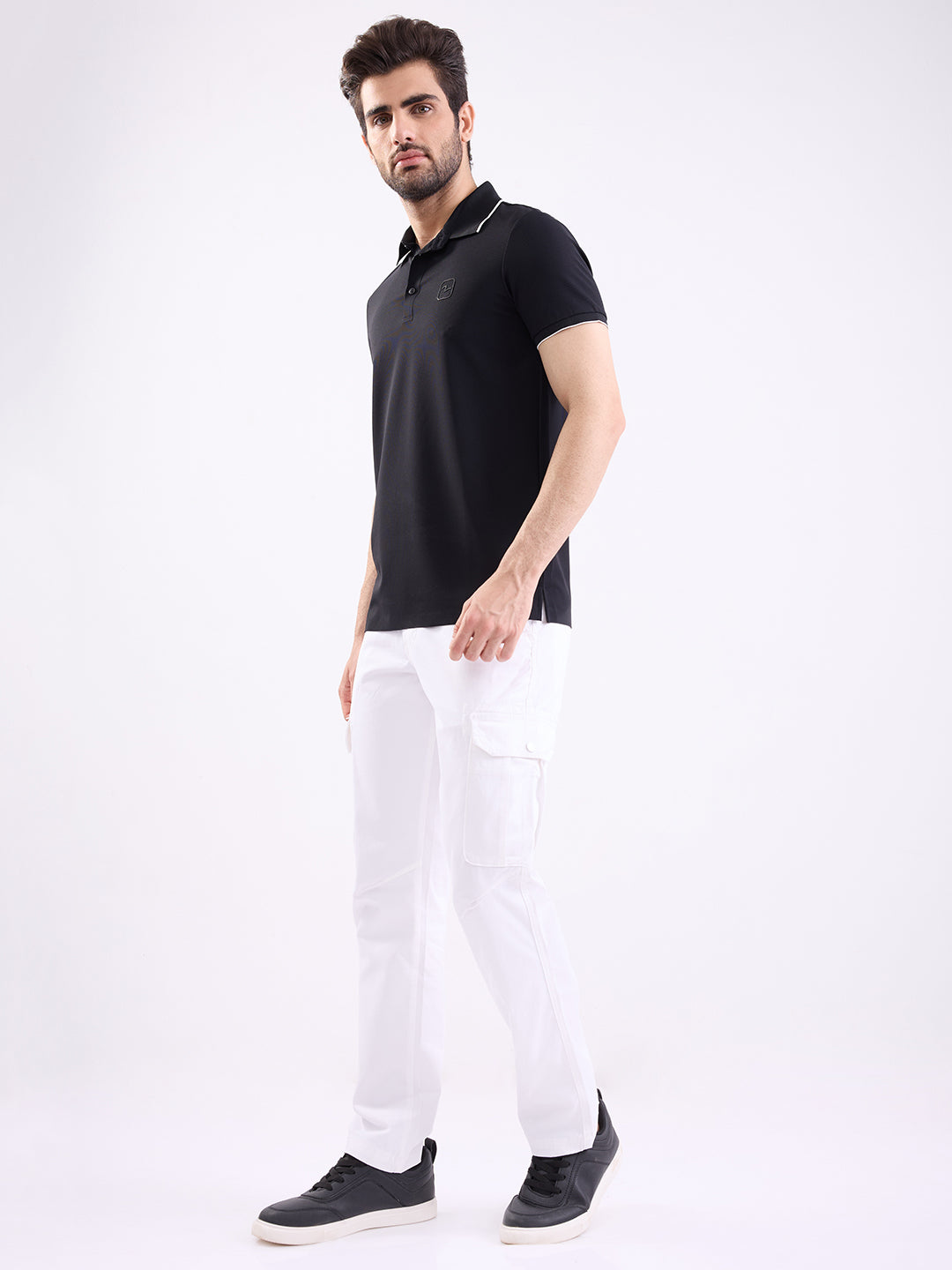 Spykar White Mid Rise Cargo Fit Casual Trouser For Men